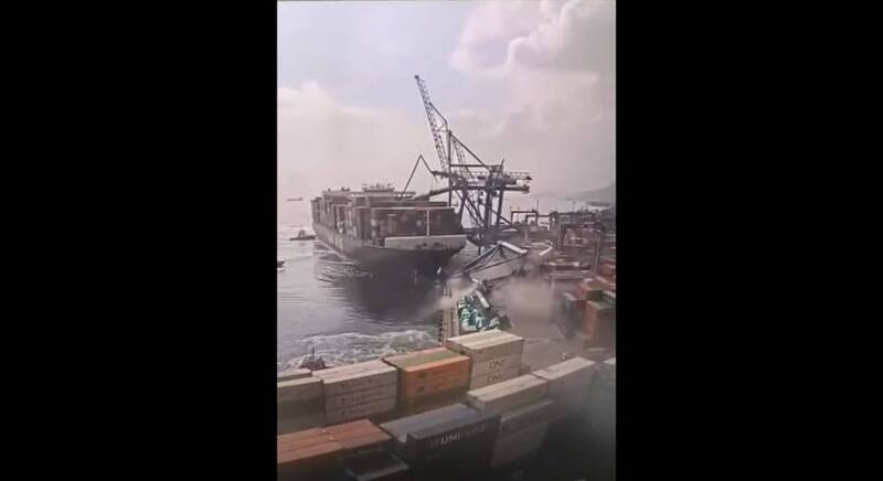 陽明海運貨輪撞倒土耳其港口3架起重機 初估損失近16億