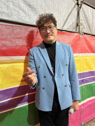 楊哲出事了！大年初二驚爆火燒車 踹破擋風玻璃逃生傷勢曝光