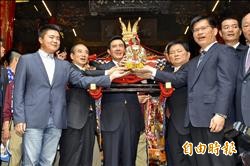 大甲媽祖起駕 總統、小英恭送