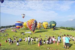 熱氣球嘉年華週六登場 將交管