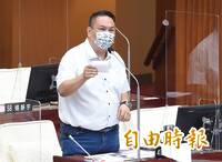 涉受招待護航監視器業者  國民黨北市議員陳重文被搜索