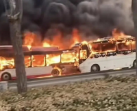 中國天津巴士撞公車1死37傷 火燒車駭人畫面曝光