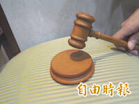 8旬阿公懷疑前妻另結新歡 持寶劍刺傷她下場曝