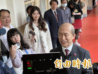 郭子乾模仿韓國瑜現身立院！原要「巧遇」本尊韓辦婉拒