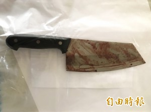 懷疑少妻有「小王」 醋夫持菜刀狠砍30多刀