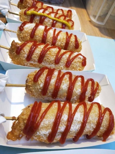 歡慶土地公生！蘆竹海福宮2/23發雞排、熱狗 擲筊送金雞母