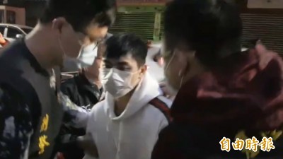 不爽被瞄砍斷路人小指 砍人惡煞遭法院預防性羈押