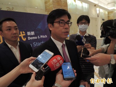 口罩國家隊淨新私設產線 陳其邁：沒在特定地點生產就是違法