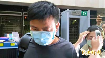 盜賣國家隊口罩 中校李志交辯：點交前不算公物