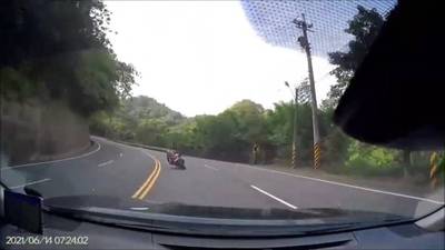 重機高速行駛壓車過彎判撤罰 苗警：依舊貫徹台3線執法