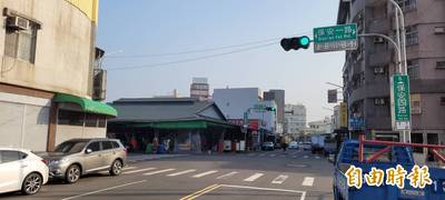 連警察也敢打！疑行車糾紛  嘉市2線3星警官遭4人圍毆