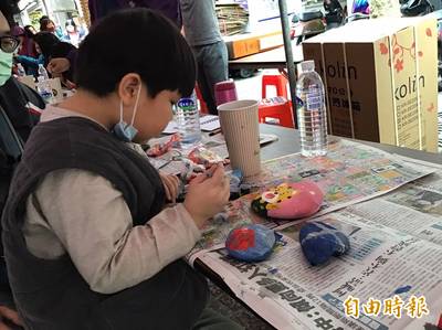 慶土地公生 中壢石頭里「彩繪石頭」