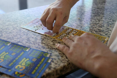 買第3次就中頭獎！他買零食順手買刮刮樂 幸運抱回614萬元