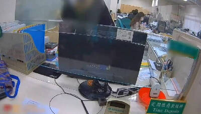 婦人想申購新股 險上詐騙集團當