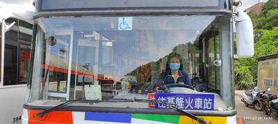 神祕客搭基隆公車評鑑 賴文豐駕車平穩親切受表揚