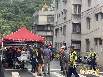 大直民宅下陷擬下週日前填平  北市建管處長坦言：不敢講不會再塌陷