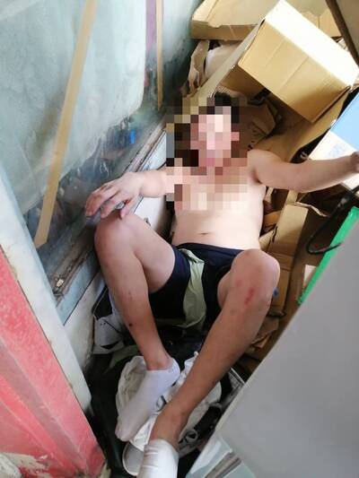 男子赤裸躺店家回收區 報假身分被警揪出是通緝犯