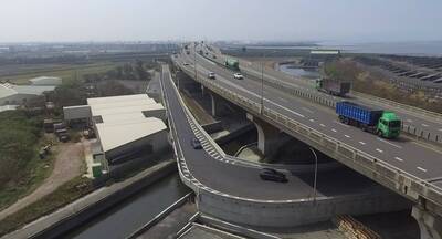 彰濱鹿安橋銜接西濱通車 現省12分鐘路程