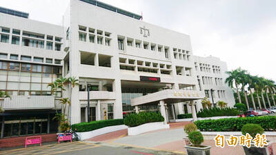 揪團赴中落地招待 鹿谷鄉村長兼民眾服務站主任余靜芬20萬交保