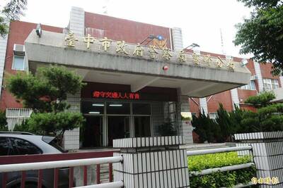 警抓毒販扣車採證卻把車撞爛 法院判霧峰分局賠償60萬