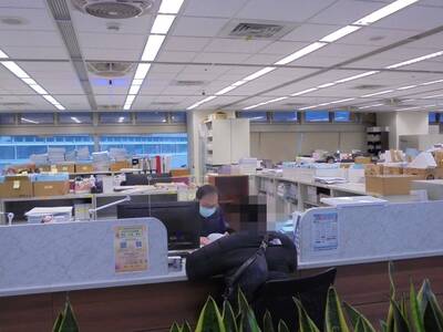 進香回程酒駕自撞國道護欄 車全毀還被罰3萬直呼「不敢了」