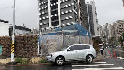 土城建築工地工人 自12樓鷹架失足墜亡