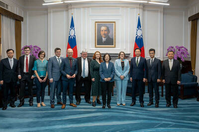 泛歐綠黨訪問團：向台學習對抗假訊息、加強台歐夥伴關係