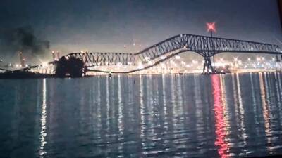 美國巴爾的摩大橋「被船撞斷4截」坍塌 10幾輛車落水搜救中