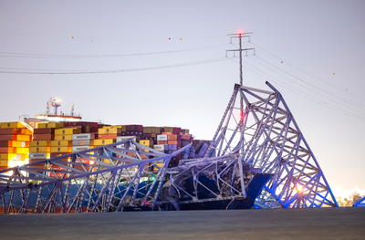 巴爾的摩大橋坍塌！2人獲救1重傷 州長宣布進入緊急狀態