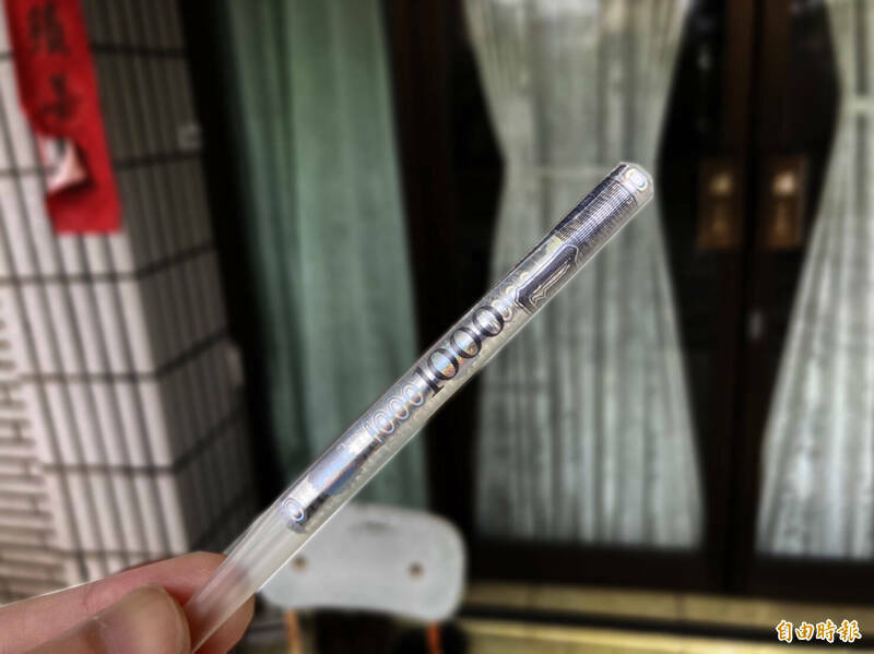彰化邱姓村長候選人涉嫌買票，異想天開把千元鈔塞進吸管，反而成為檢調搜查證據。（資料照）