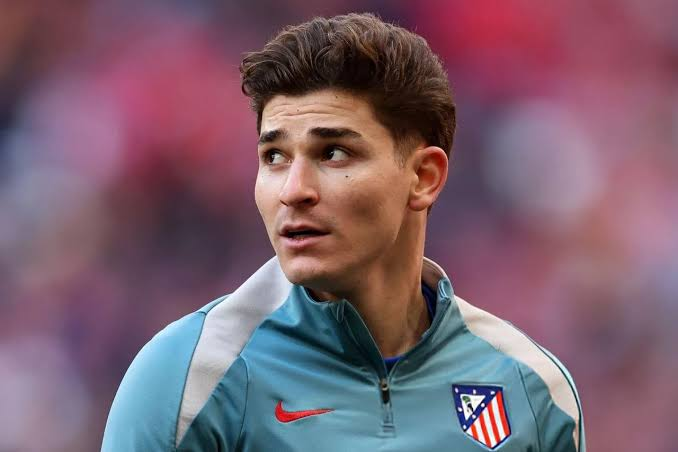 朱利安·阿爾瓦雷斯